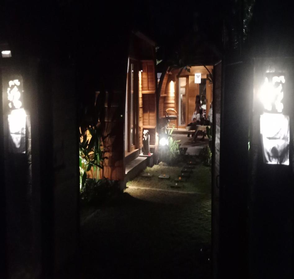 Villa Lumbung Amertha Sari Lovina  Exterior photo